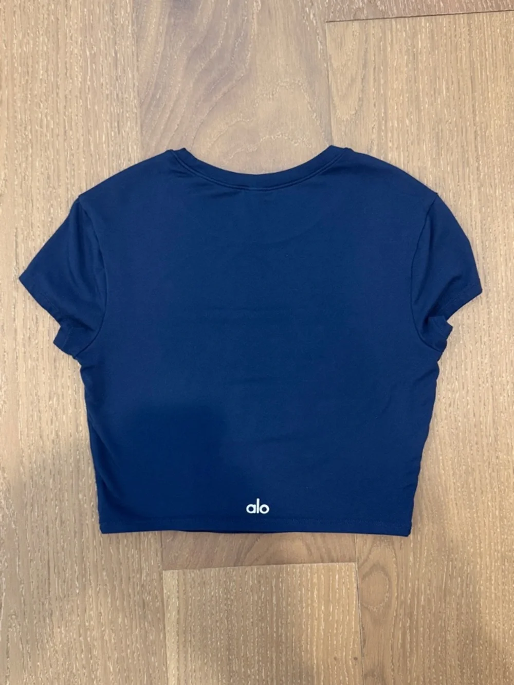 Women’s Navy Crop Short-Sleeve Top